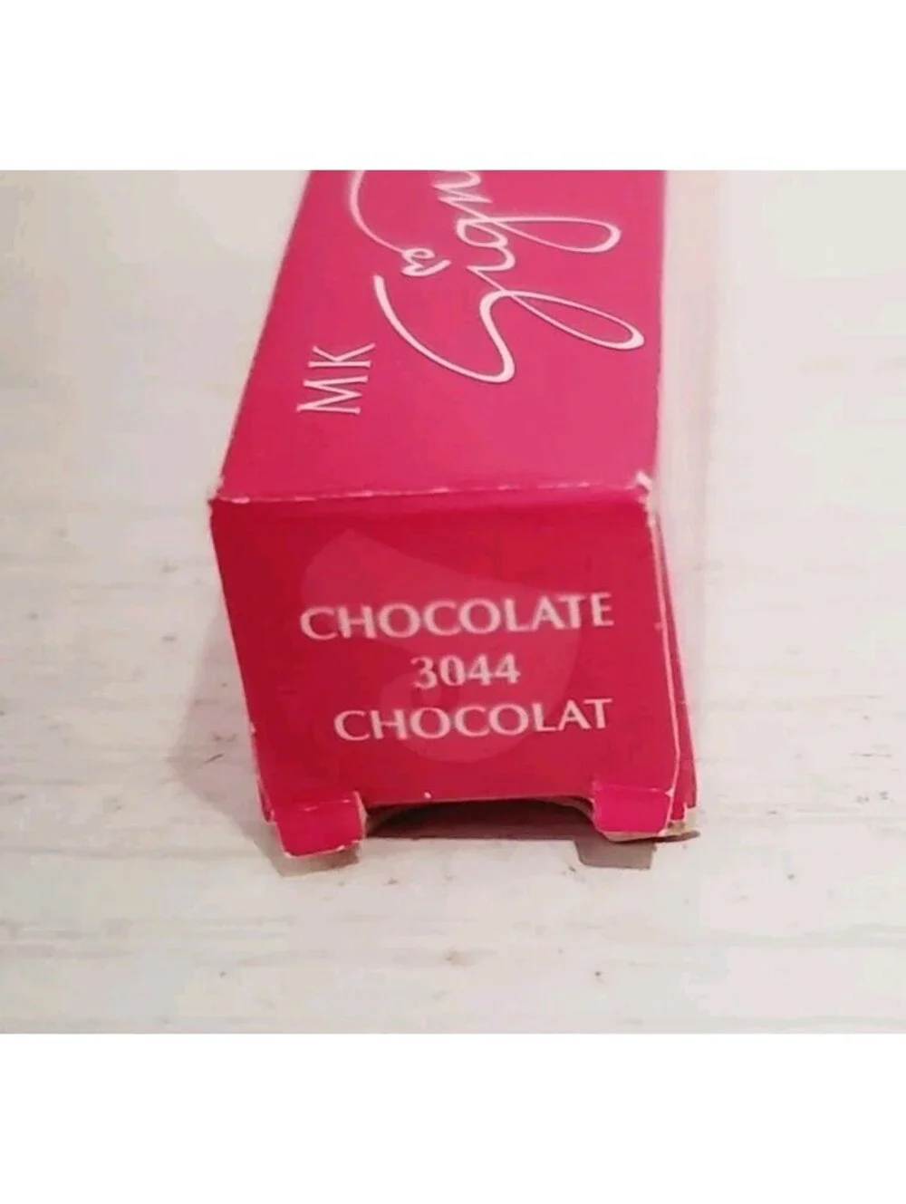 New In Box Mary Kay Signature Lip Liner Chocolate #3044 Size .009